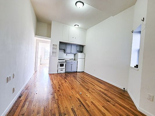 1st image of 2335 1st Ave #5F