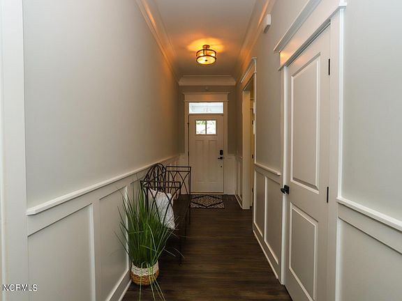 4th image of 219 Juniper Creek Blvd