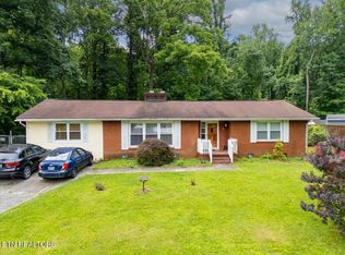 512 Smoky View Rd, Knoxville, TN 37920