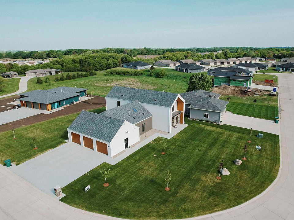 1st image of 604 Prairie Meadow Cir
