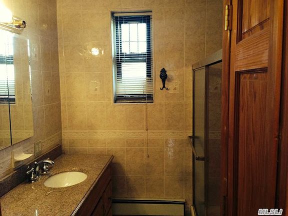 4th image of 6956 136th St