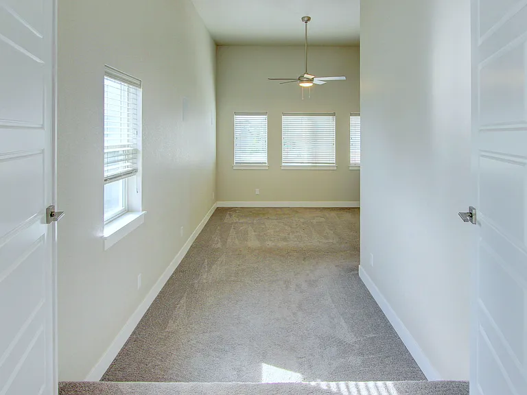 2208 Saison St — Photo 20