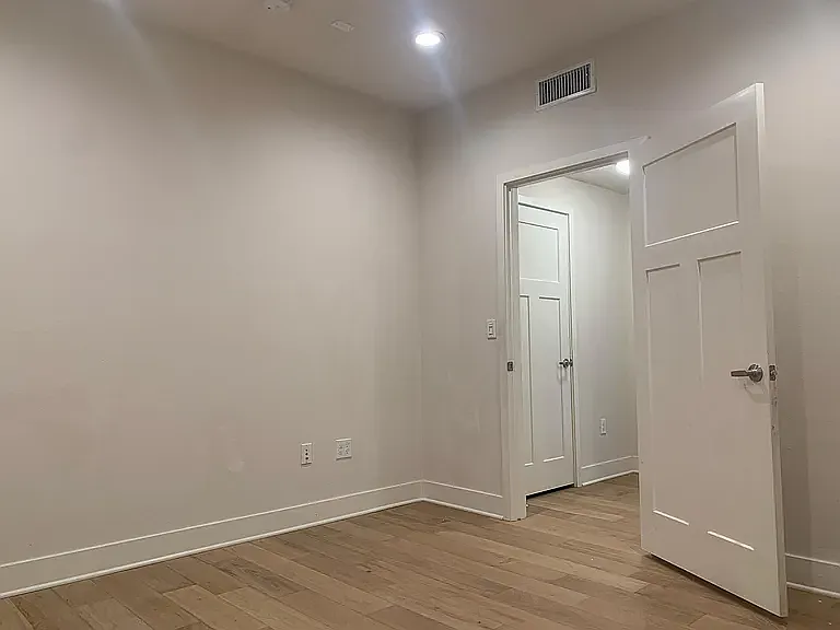 627 Deep Valley Dr #417 — Photo 11