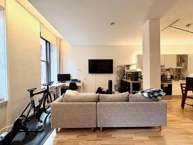 346 Congress St #210 — Photo 6