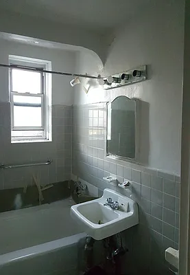 Rented by NYC Realty Brokers LLC | media 10