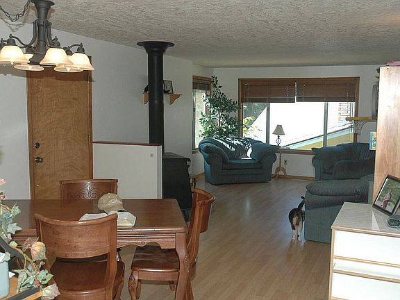 Dining Room/Living Room