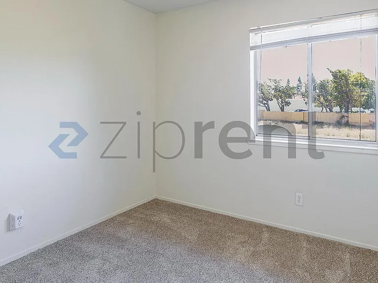 374 Tabor Ave — Photo 18