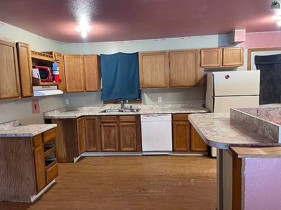 2nd image of 3525 Rewak Dr