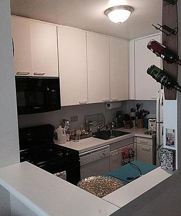 2nd image of 200 E 89th St APT 21E