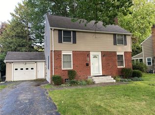 1678 N Winton Rd, Rochester, NY 14609