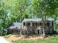 2nd image of 3615 Candlewood Way NE