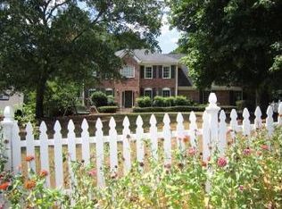 295 Bruton Way NE, Sandy Springs, GA 30342