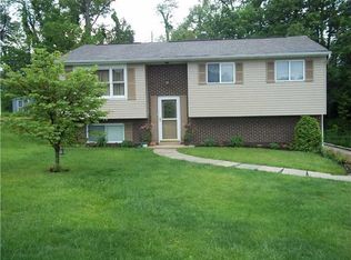 72 W Glennis Dr, Greensburg, PA