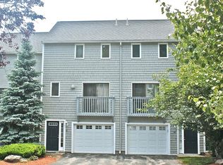 44 Profile Cir, Nashua, NH 03063