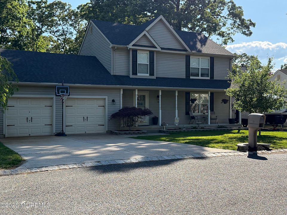 1st image of 12 Rosemont Lane
