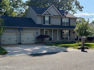 12 Rosemont Ln, Little Egg Harbor, NJ 08087