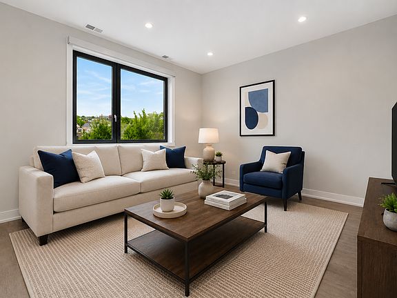 4th image of 1962 N Milwaukee Ave #2