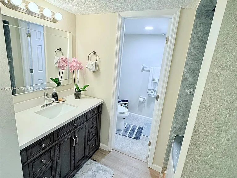 1566 SE Royal Green Cir #203 — Photo 9