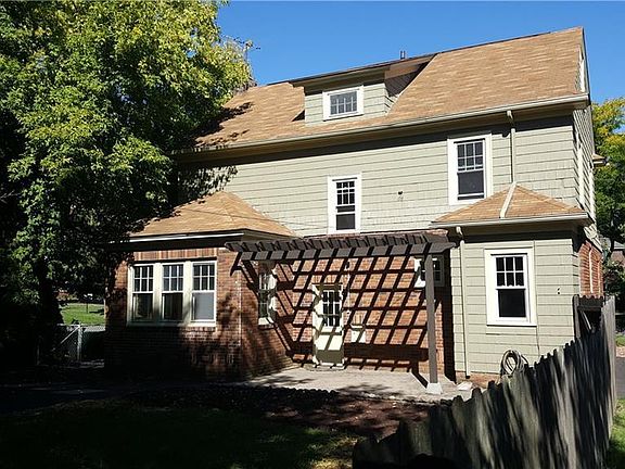4th image of 612 Scoville Ave