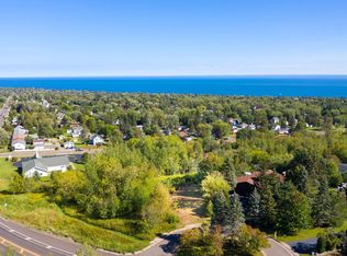 41XX Glenwood St, Duluth, MN 55804