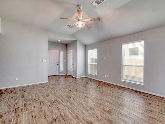 5th image of 264 Gaida Loop