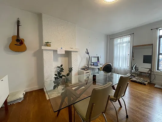 Rented by Compass | media 20