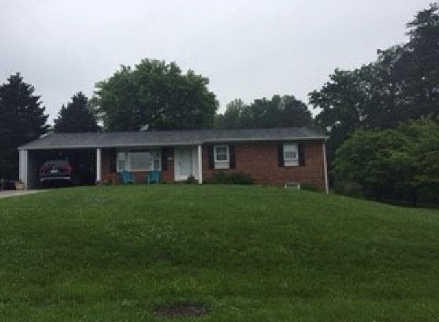1st image of 110 Fairview Dr
