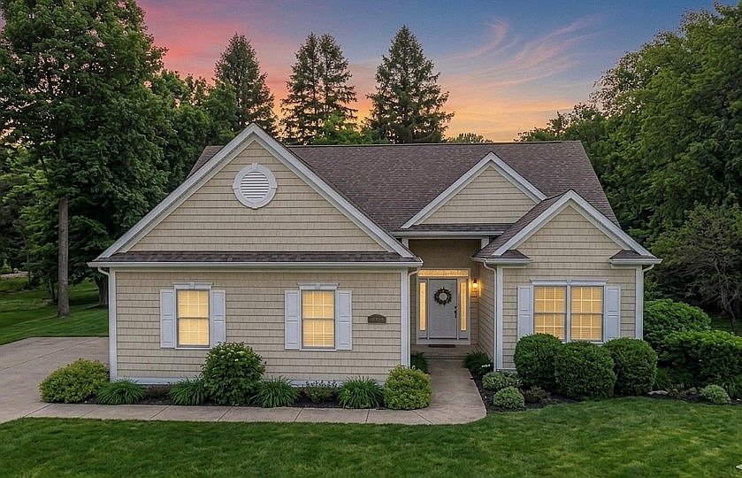 1st image of 4892 N Wayside Dr