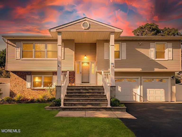 15 Bristlecone Dr — Photo 3