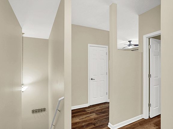4th image of 1631 Lacebark Dr Unit K