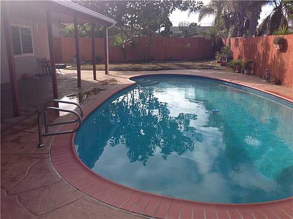 5th image of 632 Byrd Way