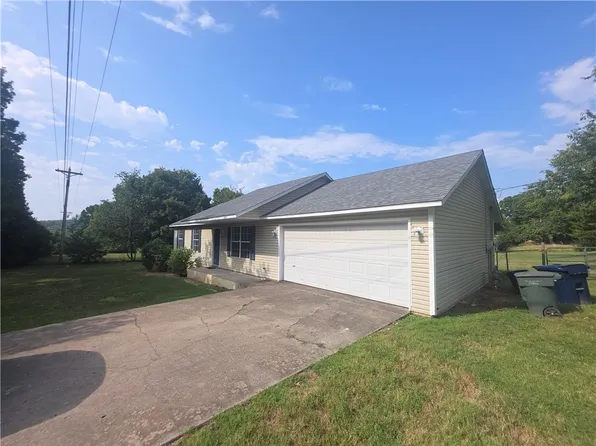 3965 N Gulley Rd, Fayetteville, AR 72703