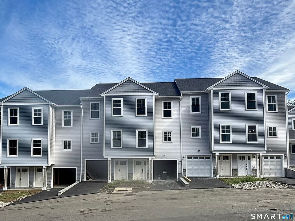 1st image of 15 Windward Way #15