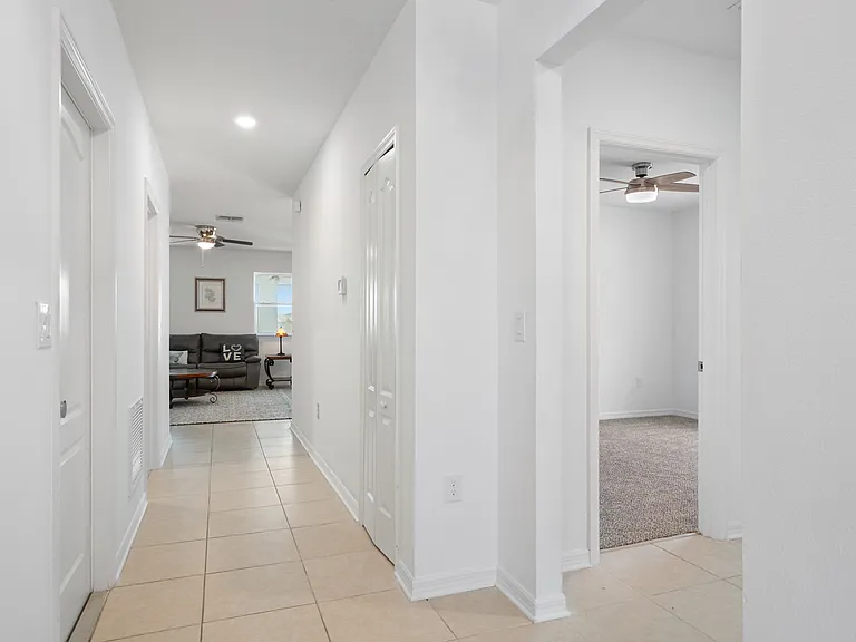 4819 Windy Hammock Way — Photo 34