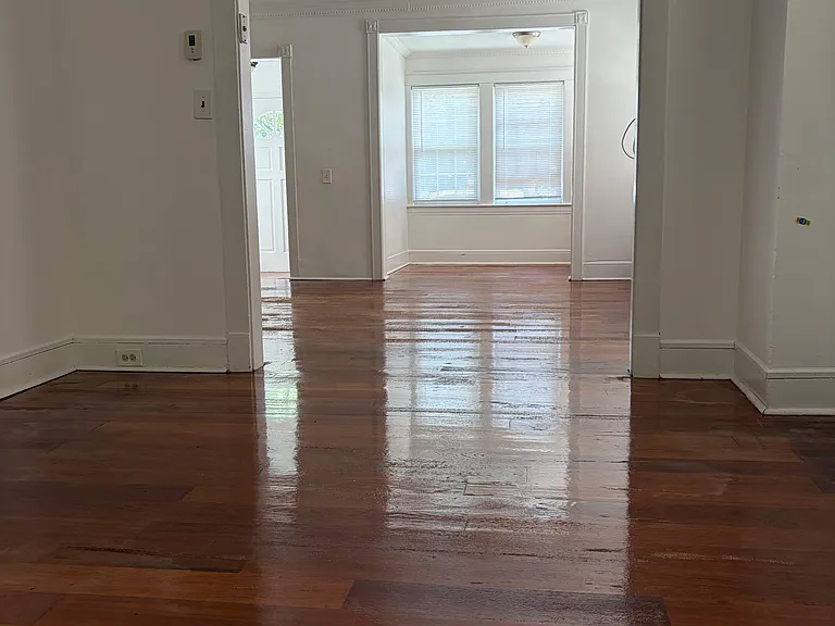 6 Walnut Pl — Photo 2