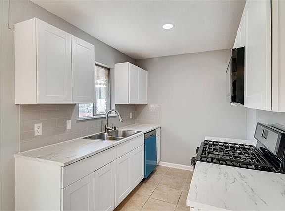 4th image of 1407 Avebury Cir