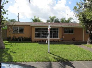 9610 Montego Bay Dr, Cutler Bay, FL 33189