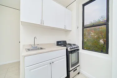 Rented by Living New York