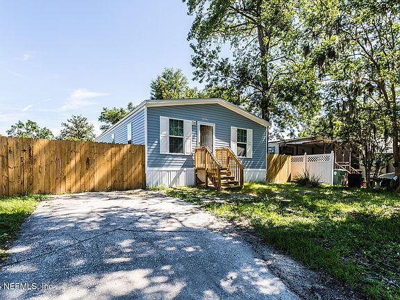 3rd image of 7717 HOMEWOOD Drive