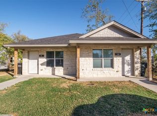 1413 S Martin Luther King Jr Dr, Temple, TX 76504