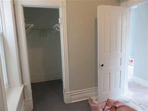 4th image of 1100 N Wolcott Ave #2F