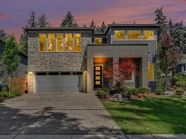 7226 NE 129th St, Kirkland, WA 98034