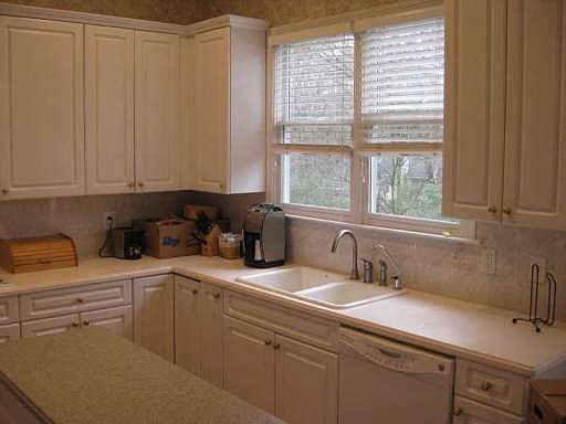 4th image of 515 Pearl Cove Ct