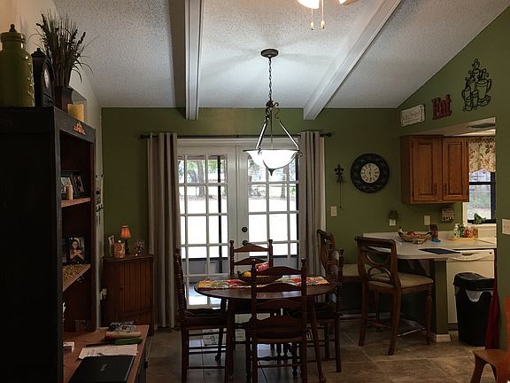 3rd image of 1104 Linda Glen Ave