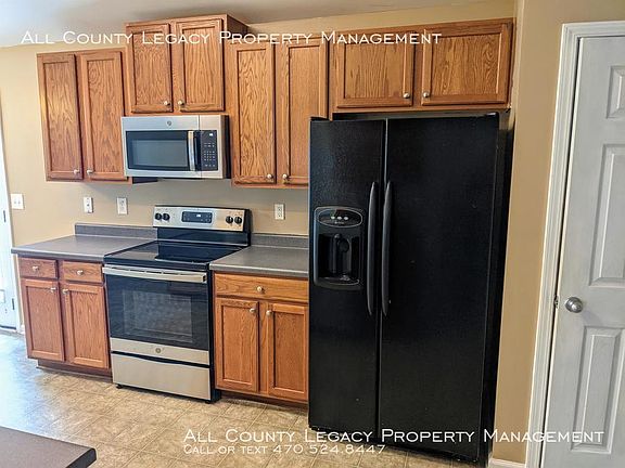 5th image of 474 Walnut Woods Dr