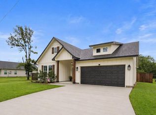125 Ellis Ln, West Columbia, TX 77486