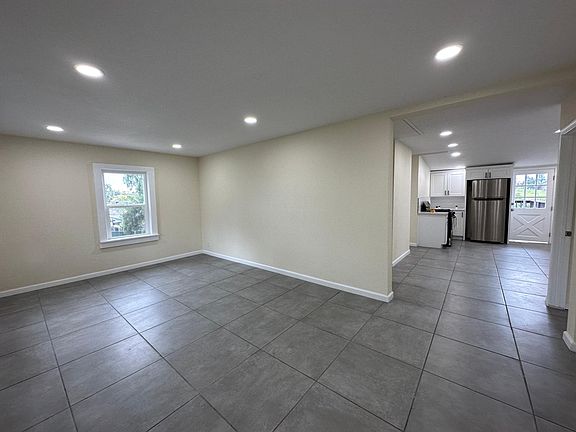 2nd image of 1535 Klauber Ave #A