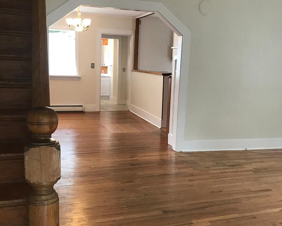 1st image of 11 Vermont St