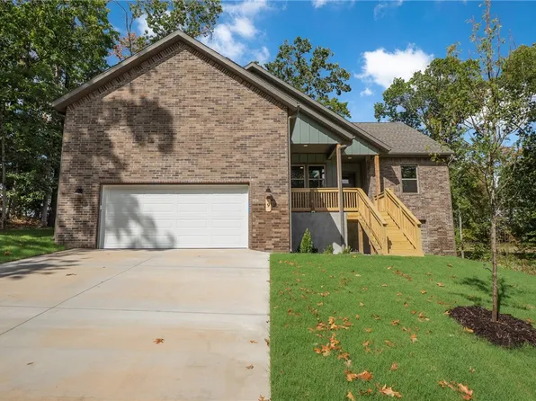 9 Duddington Ln, Bella Vista, AR 72714