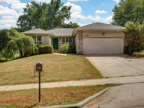 3206 E Lark Street, Springfield, MO 65804